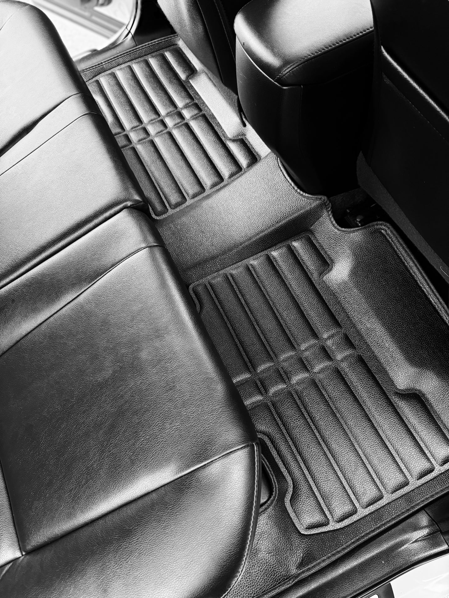Toyota Rav4 Non Hybrid (2013-2018) 3D FULL COVERAGE FLOOR MATS